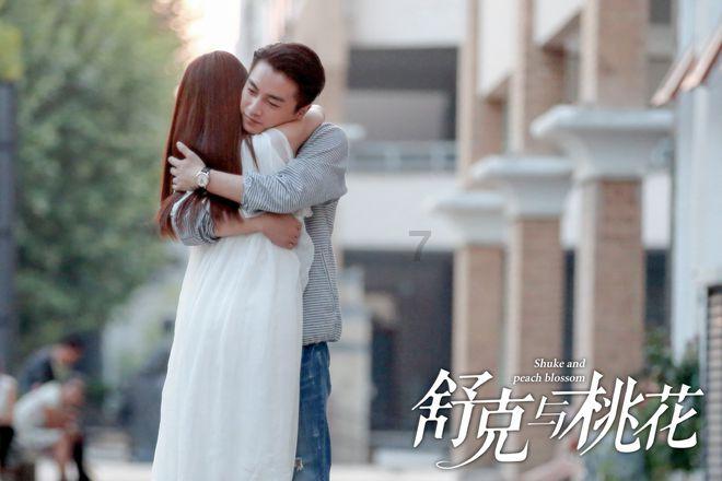 逐户敲门提醒 清理楼道杂物