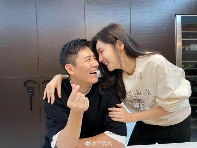 被特朗普支持者当众求婚 黑利:滚出去