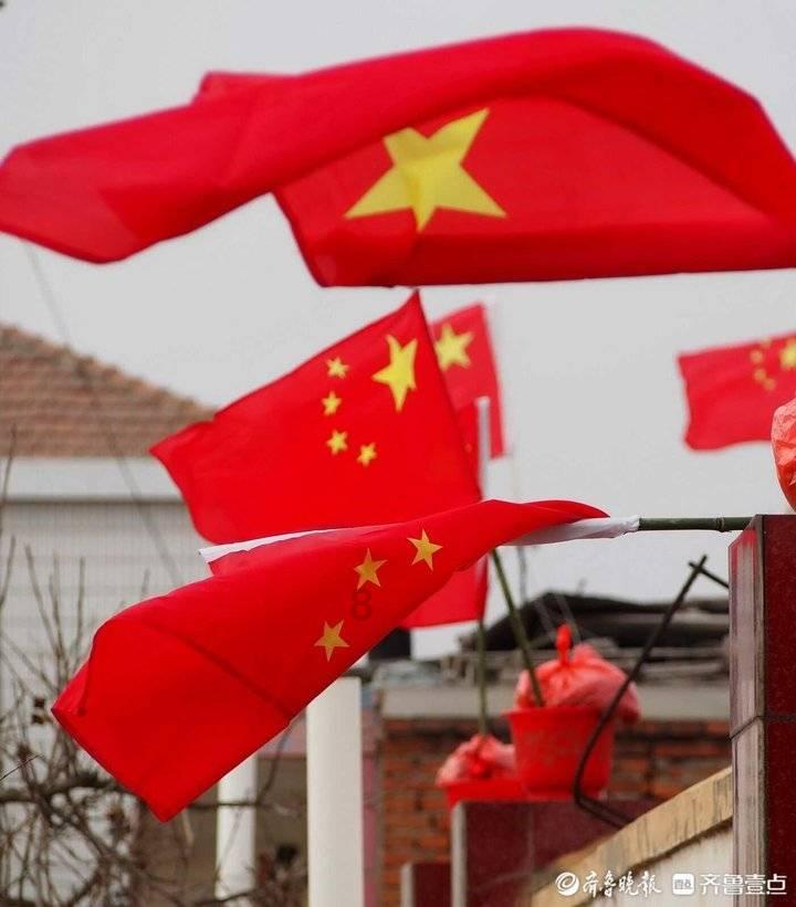 中国当代正能量文艺工作者时代标杆-黄锁瑞