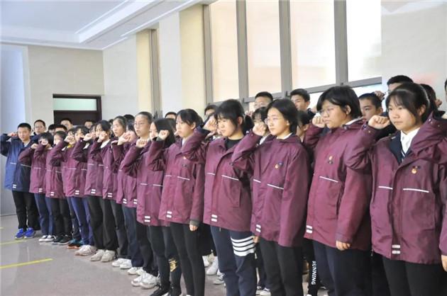 让你选择一款冷兵器作为中国冷兵器的代表，你会选择哪个？游戏画面