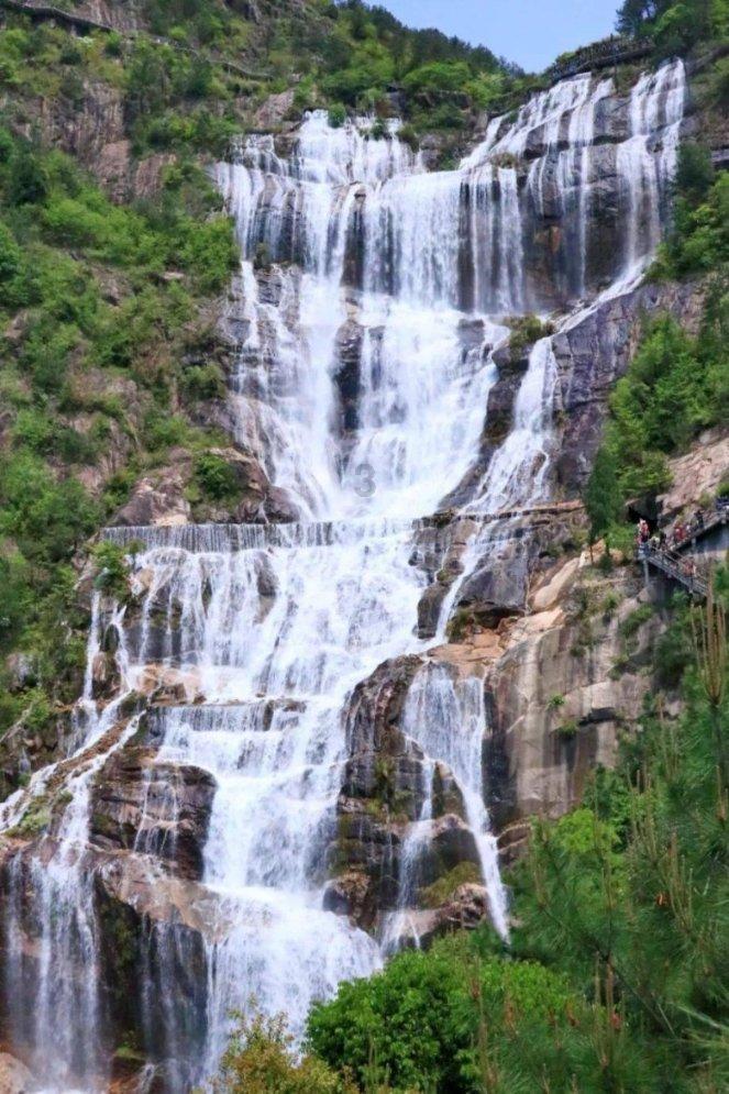7万多吨“钢铁森林”搭建完成