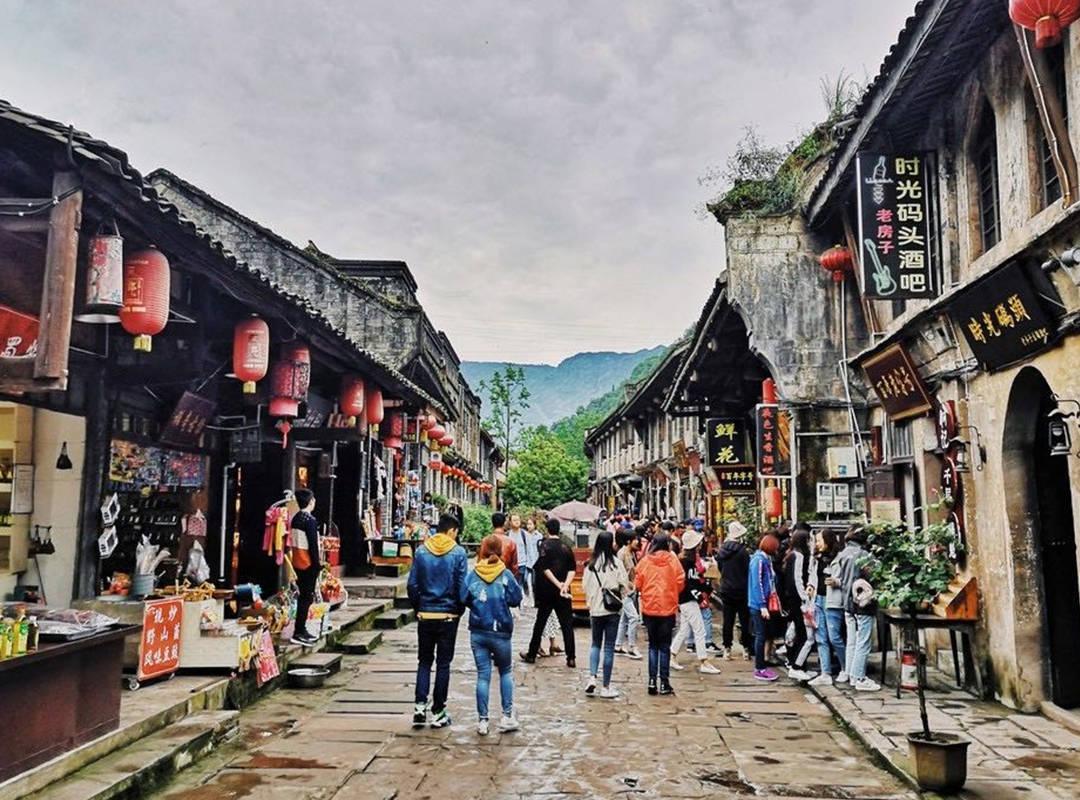 媒体:越来越多民主党人质疑拜登对以色列的策略